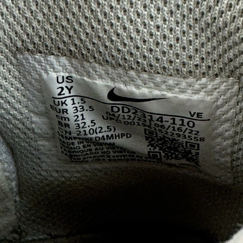 Big Kids Nike Dunk High Football Gray Athletic Sneakers Shoes Size 2‎ Y GUC